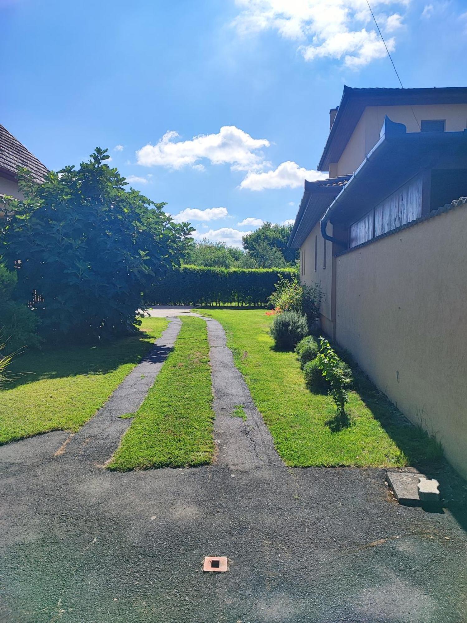 Szaffi Apartman Hajduszoboszlo Bagian luar foto